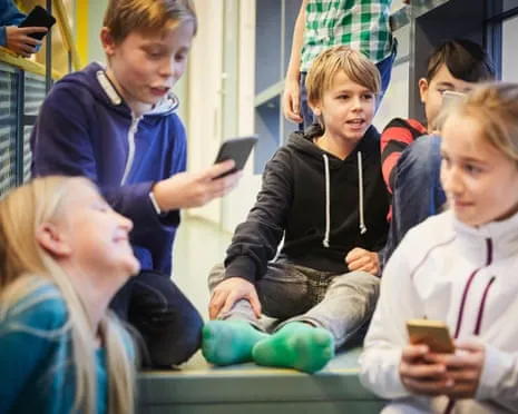 The Scandinavian nation to Enforce Nationwide Mobile Phone Restriction in Classrooms